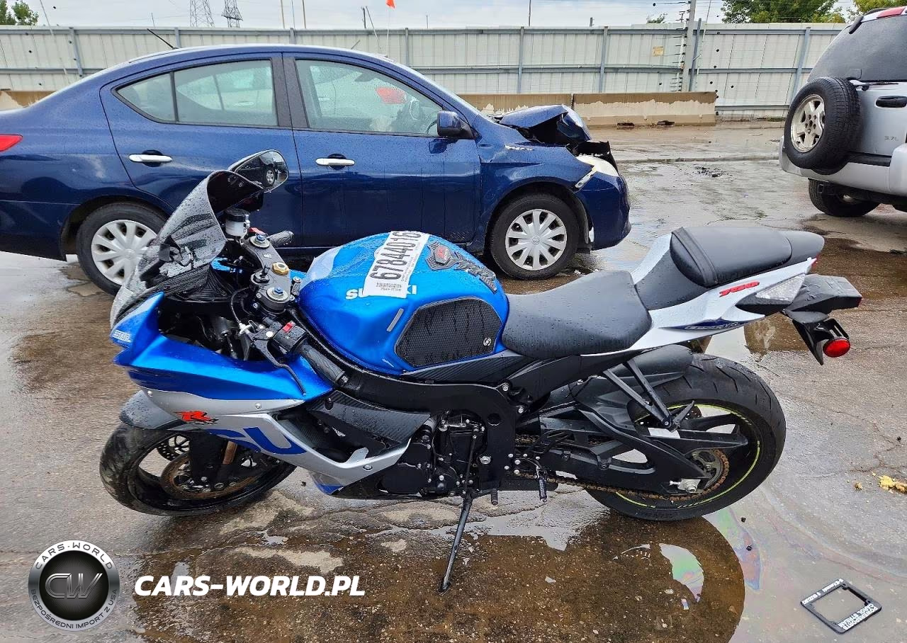 2023 Suzuki Gsx-R750 VIN:JS1GR7MA7P7101211 - 3