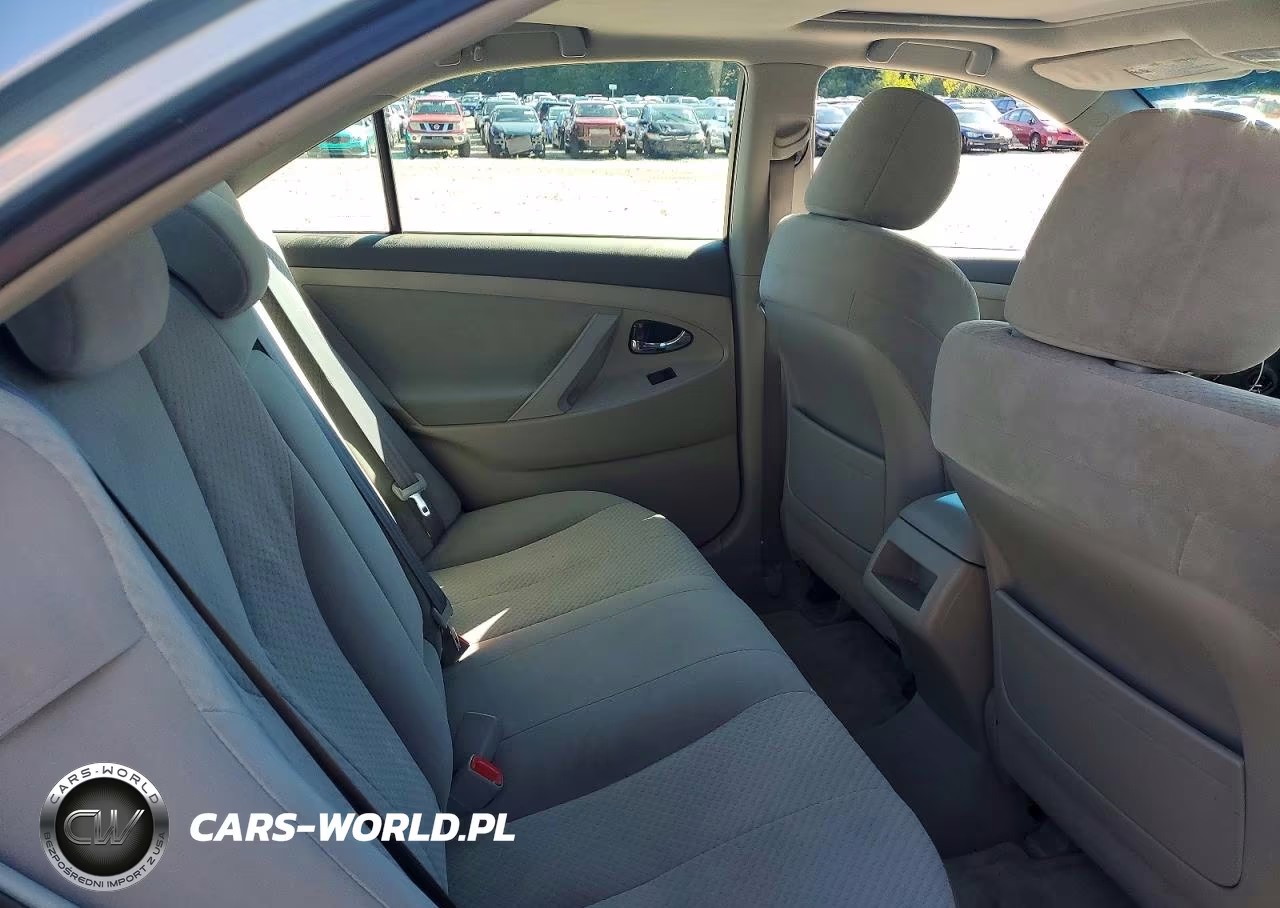 2007 Toyota Camry Le VIN:4T1BE46K37U724712 - 10