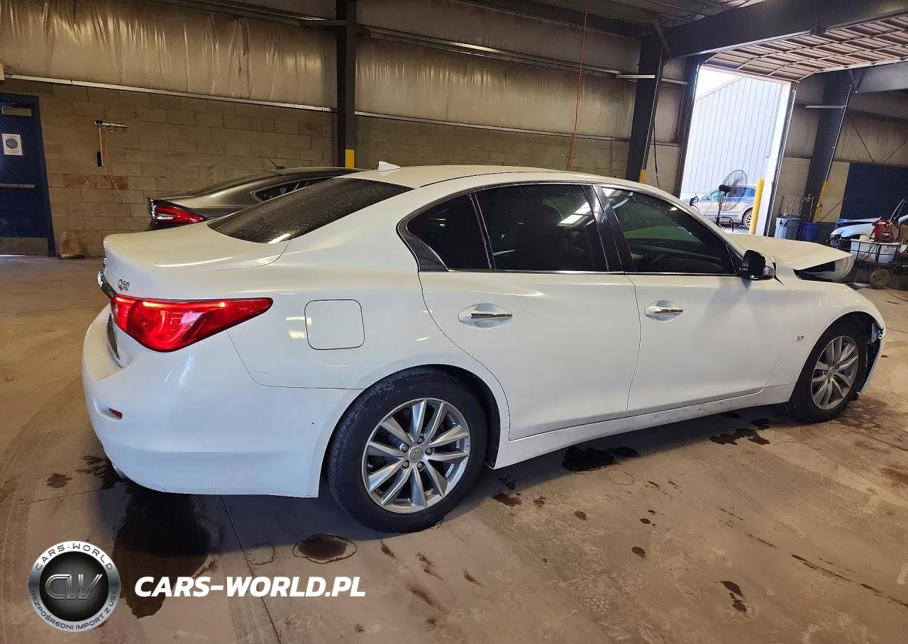 2015 Infiniti Q50 Premium VIN:JN1BV7AR0FM423956 - 3