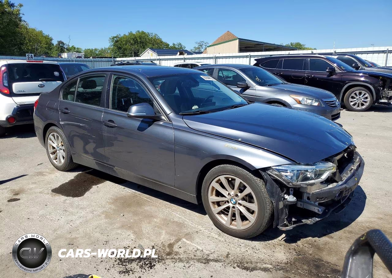 2018 BMW 320 Xi VIN:WBA8E5G5XJNV02972 - 4