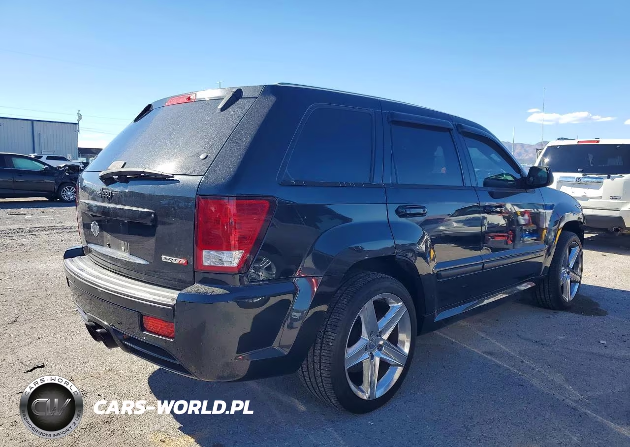 2009 Jeep Grand Cherokee Srt-8 VIN:1J8HR78W49C532205 - 3