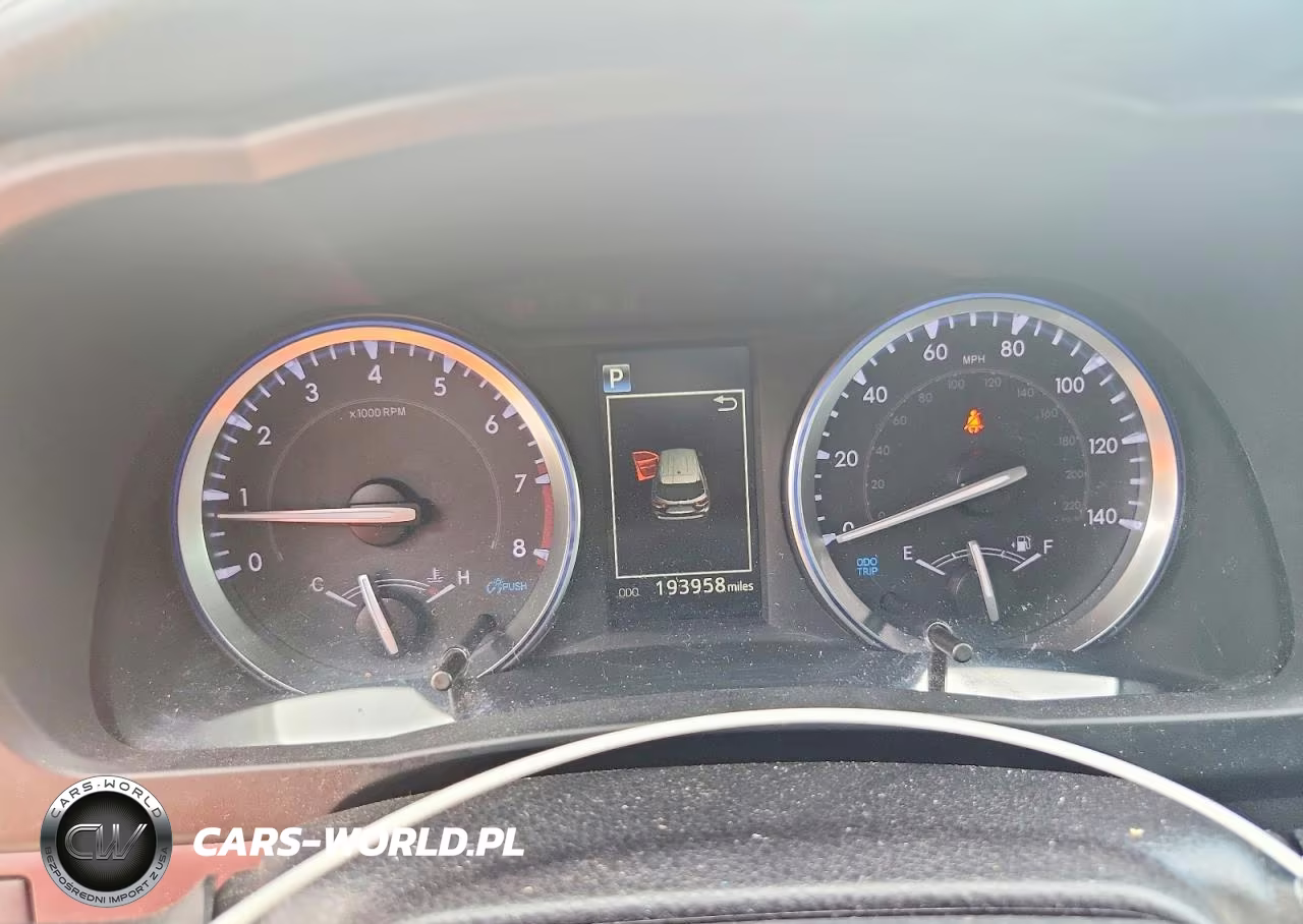 2019 Toyota Highlander Se VIN:5TDKZRFH3KS340226 - 9