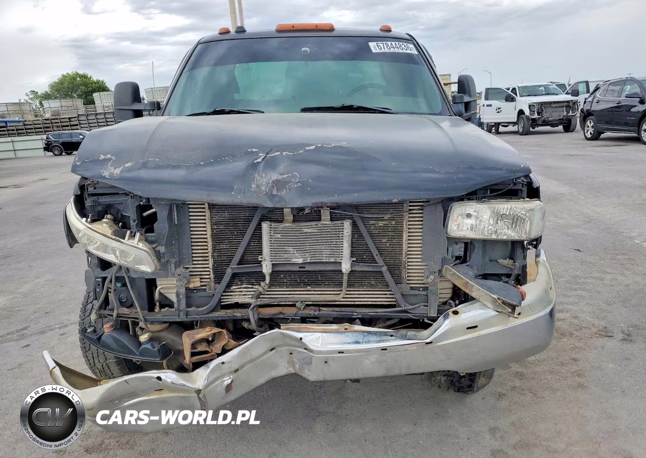 2004 GMC Sierra K2500 Heavy Duty VIN:1GTHK29224E260809 - 5