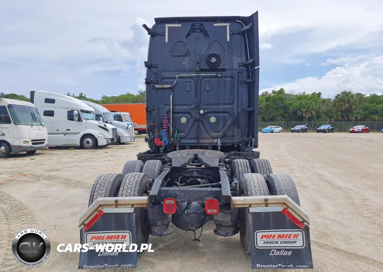 2015 Freightliner Cascadia Semi Truck VIN:3AKJGLD51FSJ3616 - 6