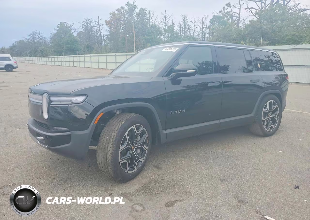 2026 Rivian R1S Adventure