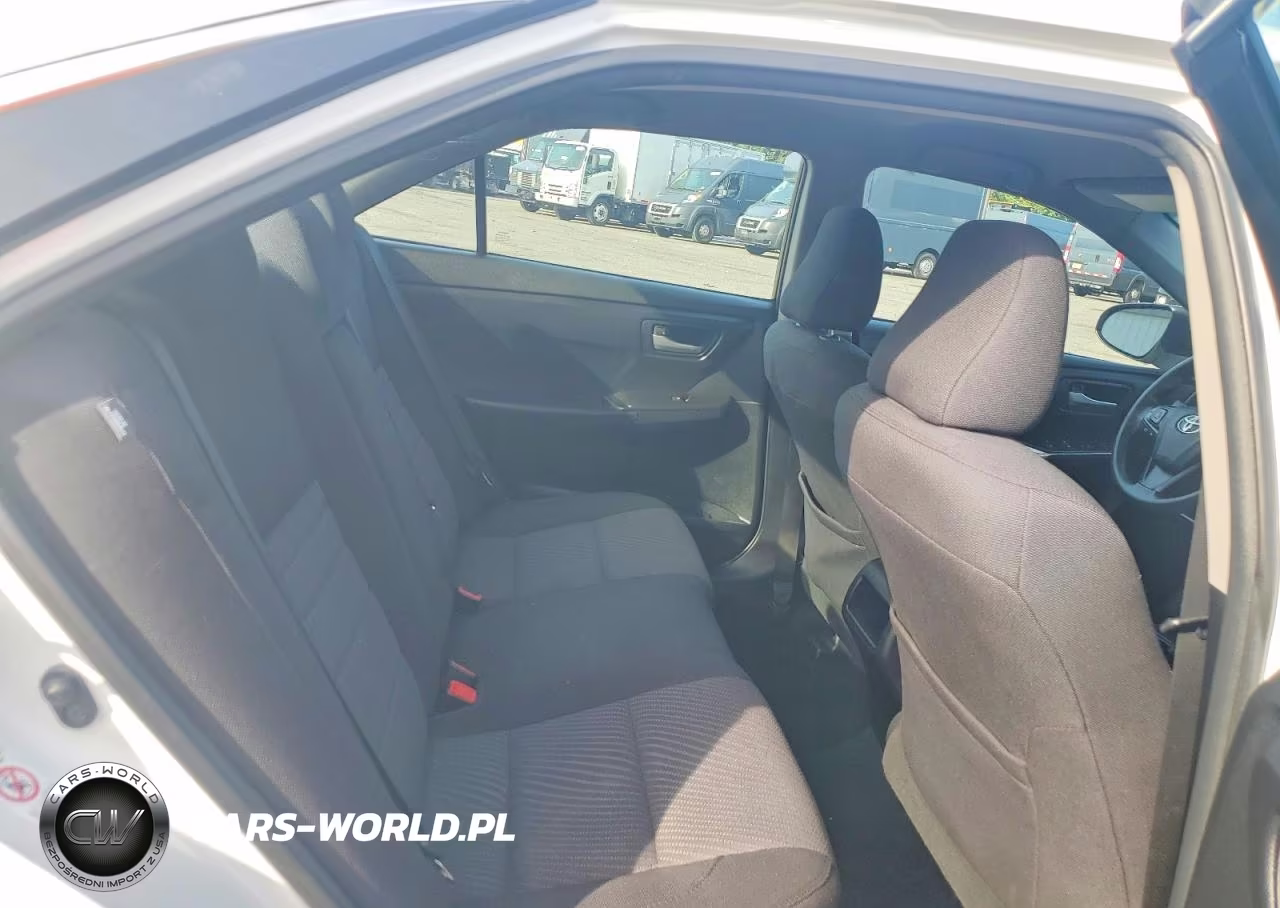 2017 Toyota Camry Le VIN:4T1BF1FK4HU307483 - 10