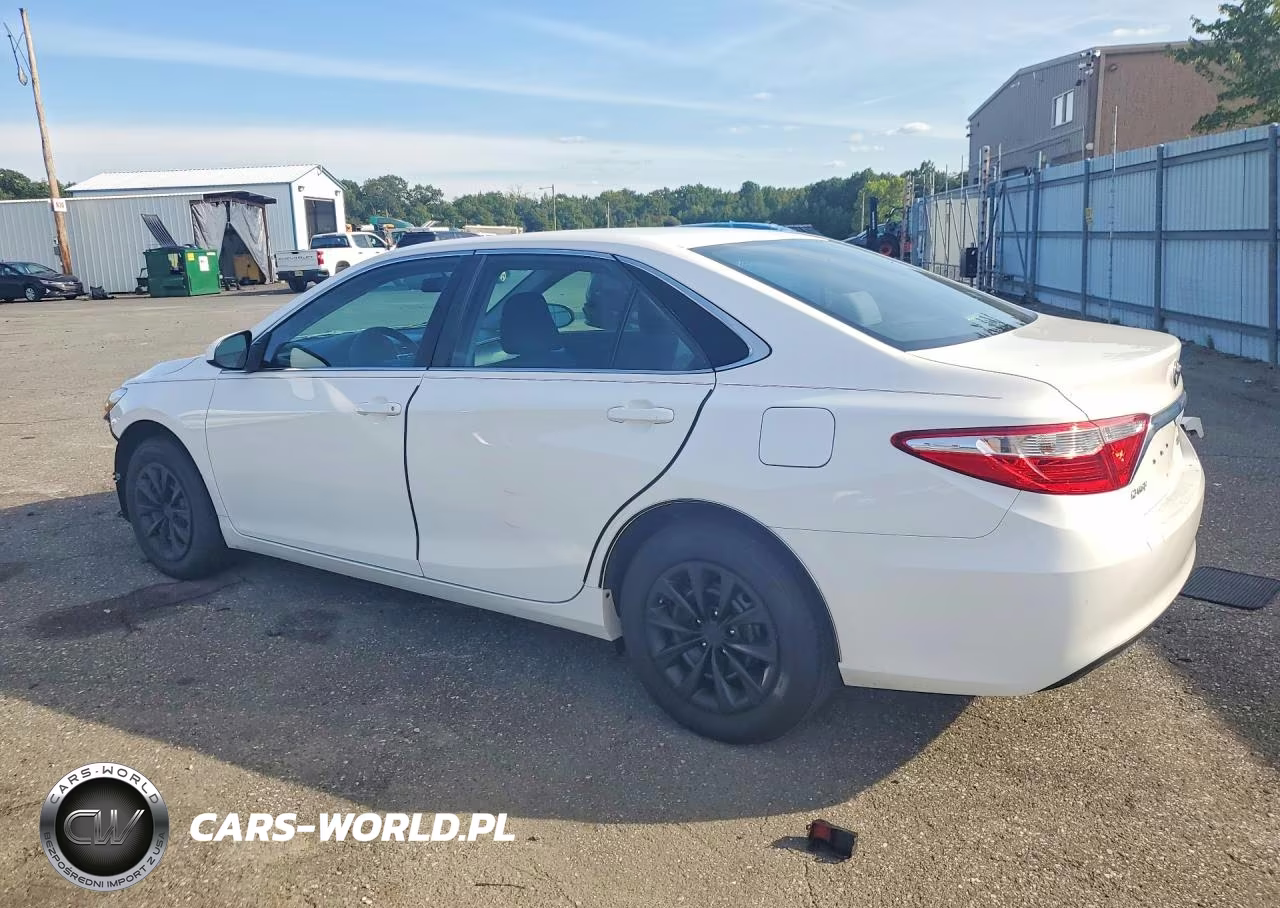 2017 Toyota Camry Le VIN:4T1BF1FK4HU307483 - 2
