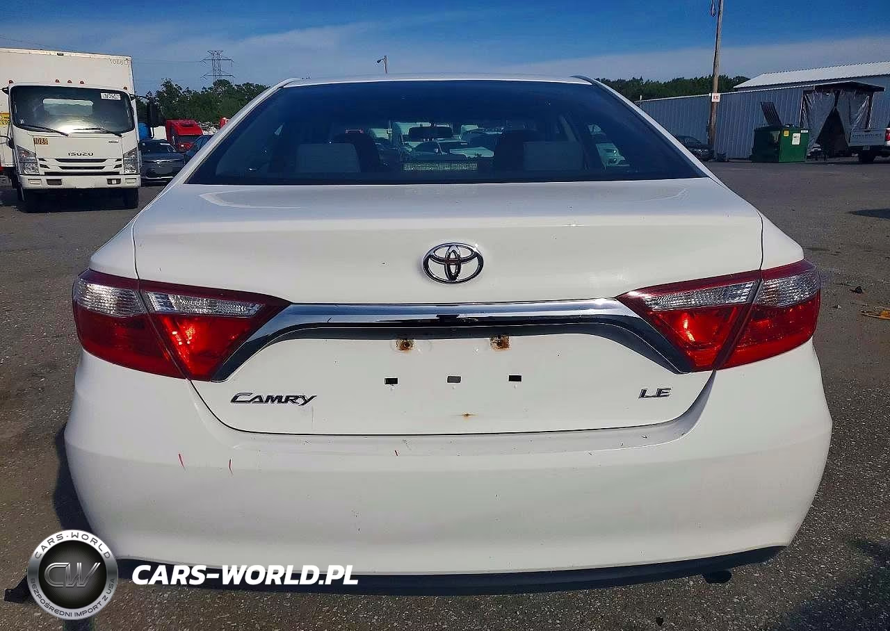 2017 Toyota Camry Le VIN:4T1BF1FK4HU307483 - 6