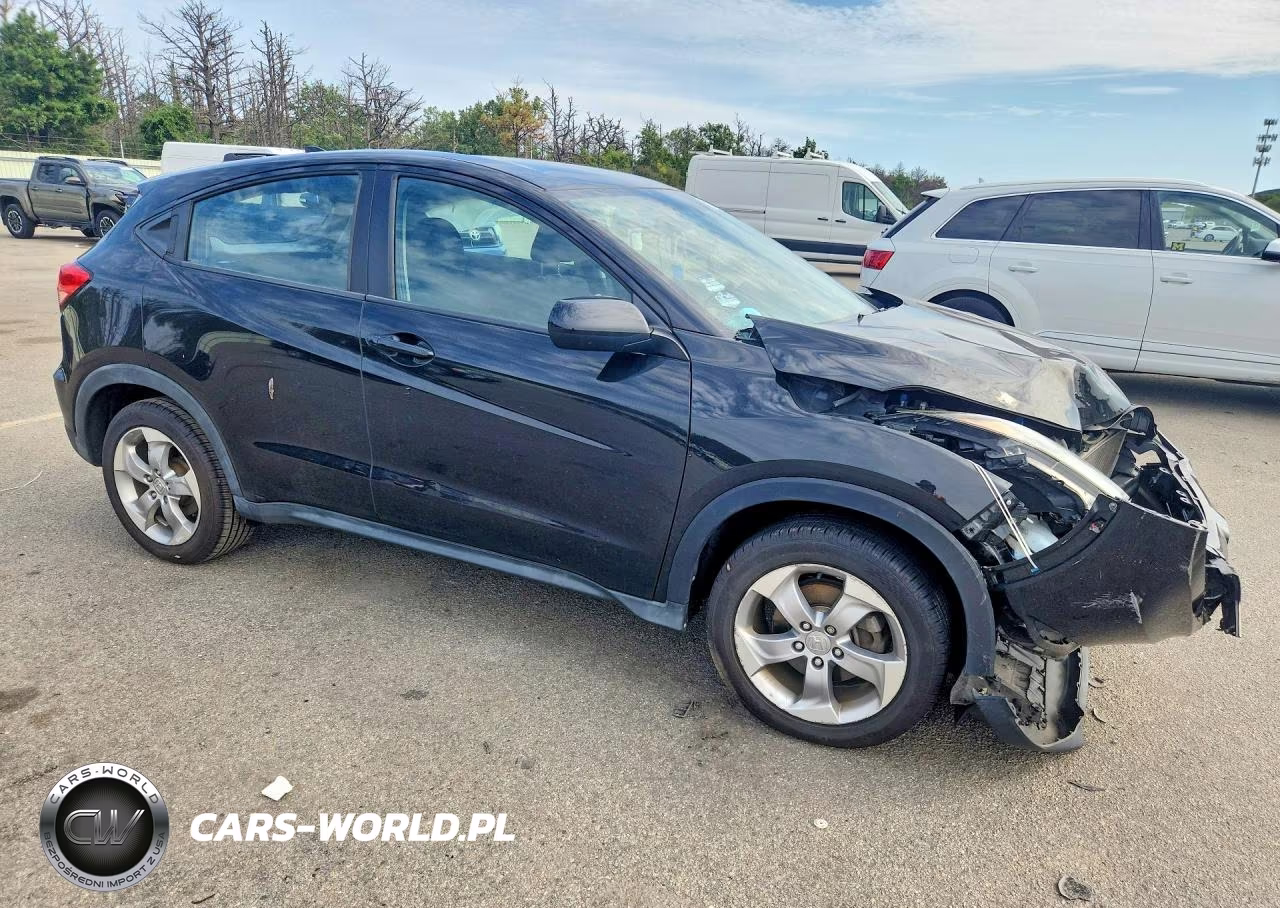2018 Honda Hr-V Lx VIN:3CZRU6H3XJG716716 - 4