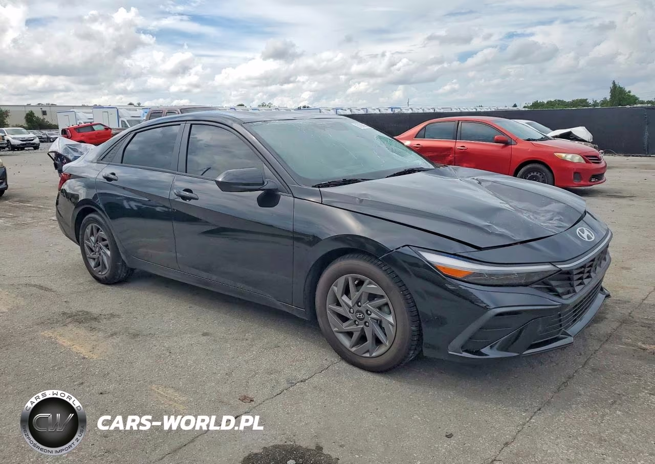 2024 Hyundai Elantra Sel VIN:KMHLM4DG7RU745040 - 4