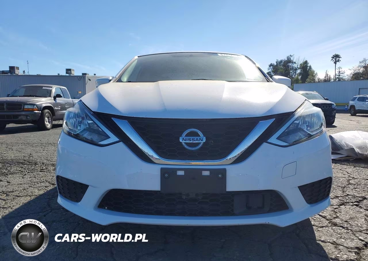 2018 Nissan Sentra S VIN:3N1AB7AP5JY209750 - 5