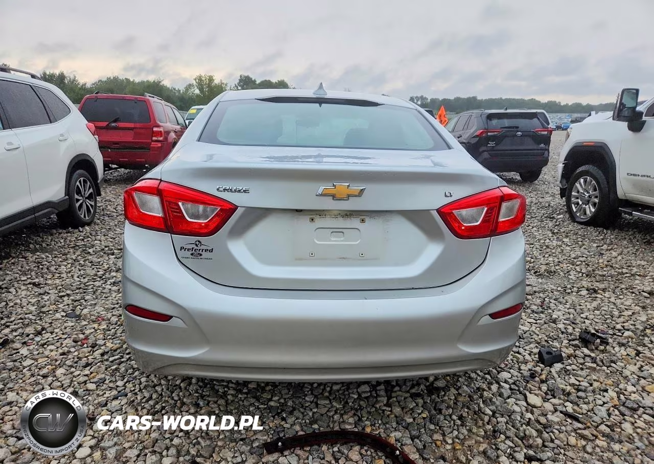 2017 Chevrolet Cruze Lt VIN:1G1BE5SM3H7190606 - 6