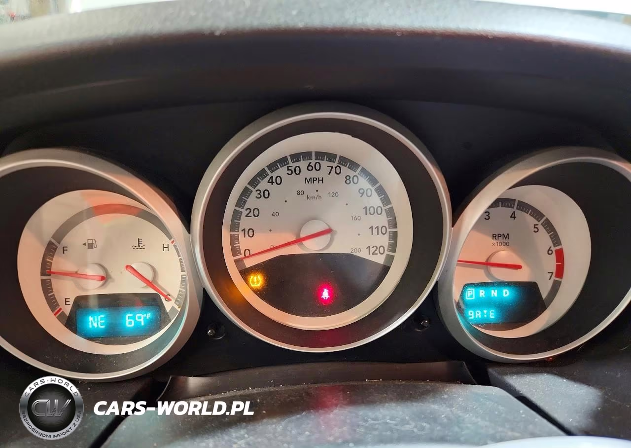 DODGE GRAND CARA VIN:2D4RN4DE2AR332795 - 9