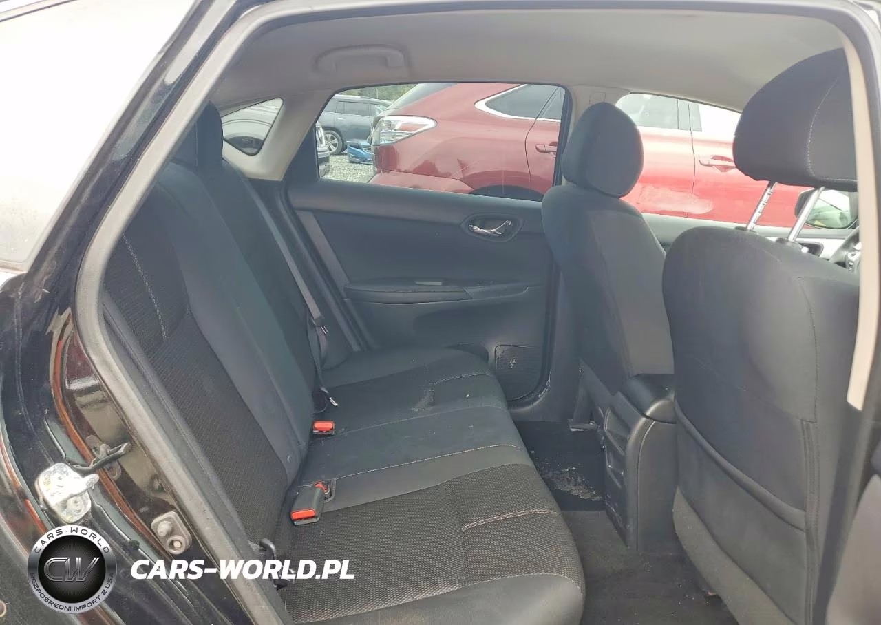 2018 Nissan Sentra S VIN:3N1AB7AP5JY225656 - 10