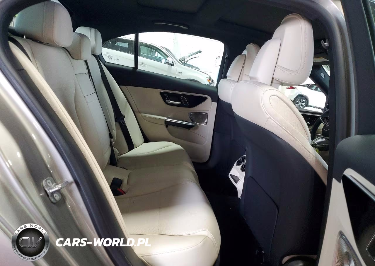 2024 Mercedes-Benz C 300 4Matic VIN:W1KAF4HB5RR213461 - 10