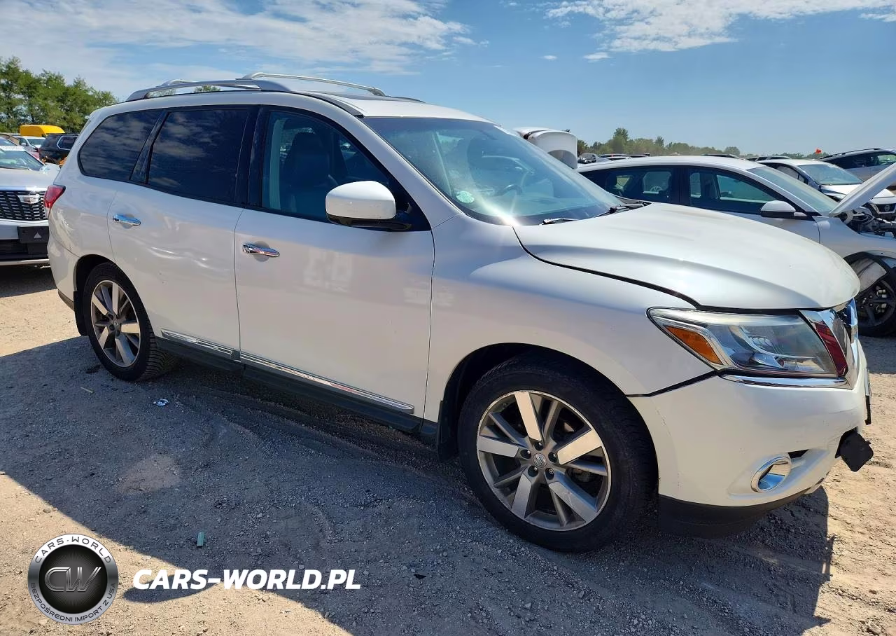 2015 Nissan Pathfinder Platinum VIN:5N1AR2MM3FC601604 - 4