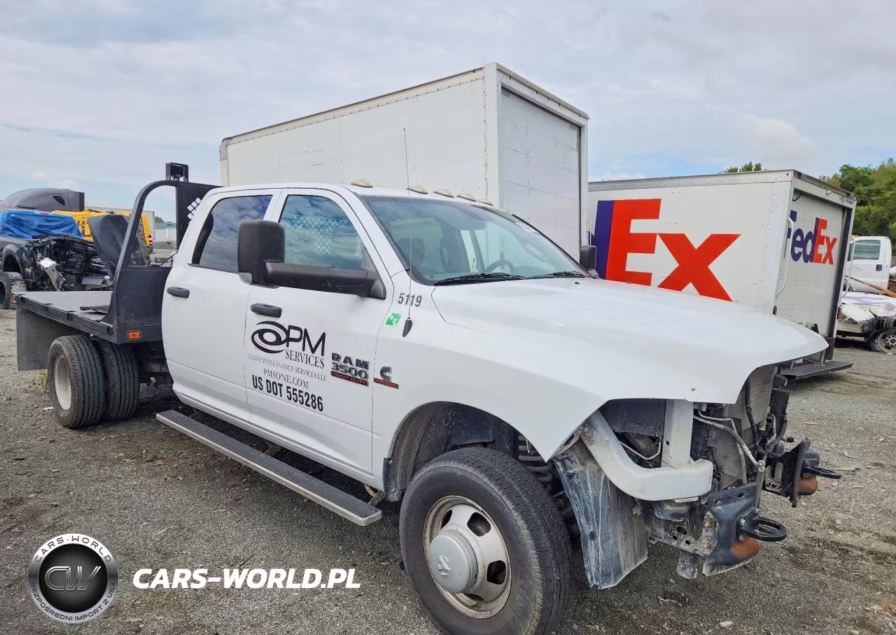 2017 Ram 3500 VIN:3C7WRSCL2HG677997 - 4