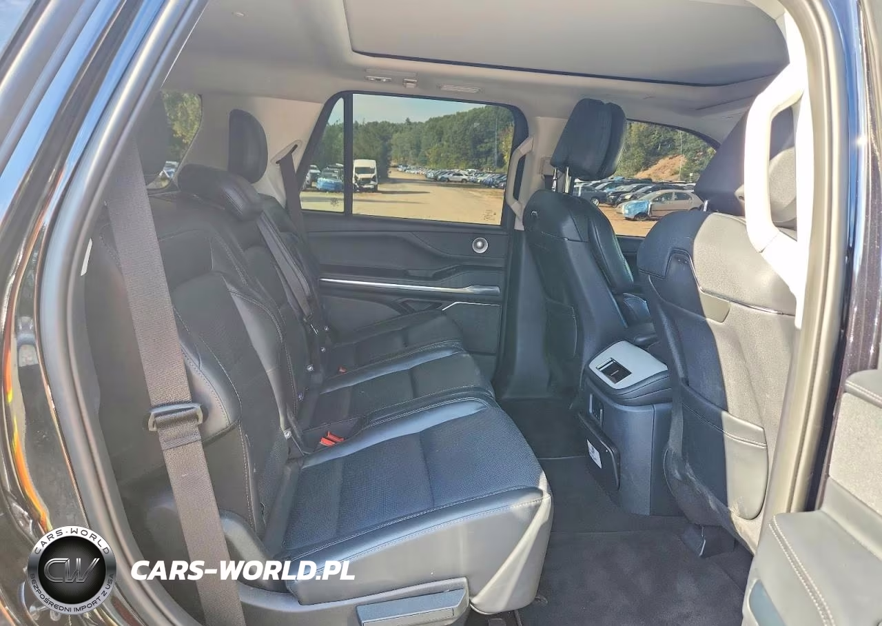 2026 Lincoln Navigator Reserve VIN:5LMJJ2LG9TEL00674 - 11