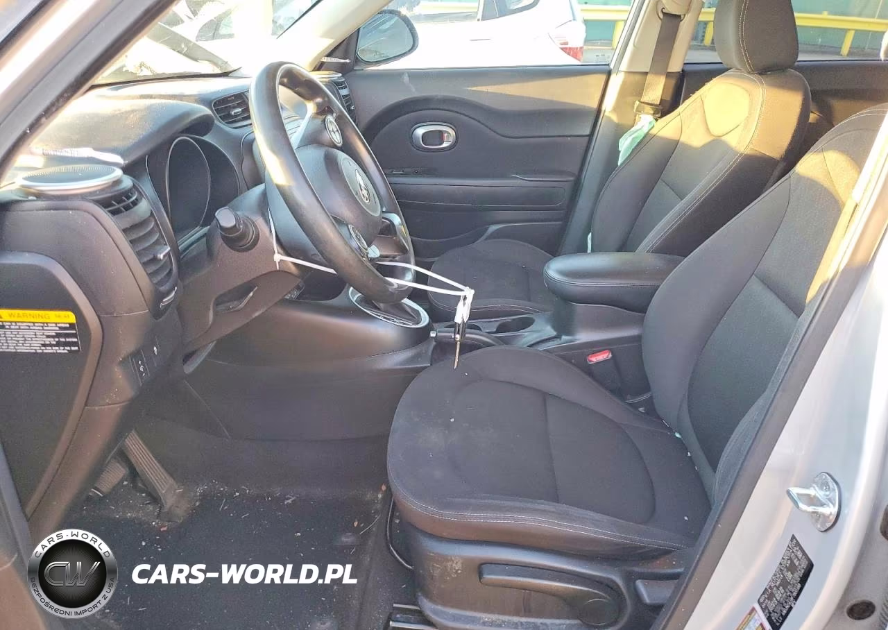 2015 Kia Soul Base VIN:KNDJN2A28F7805388 - 7