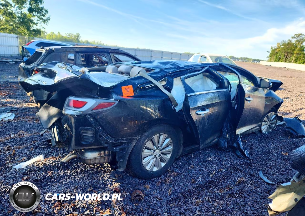 2017 Hyundai Sonata Hybrid Se VIN:KMHE24L33HA067643 - 3