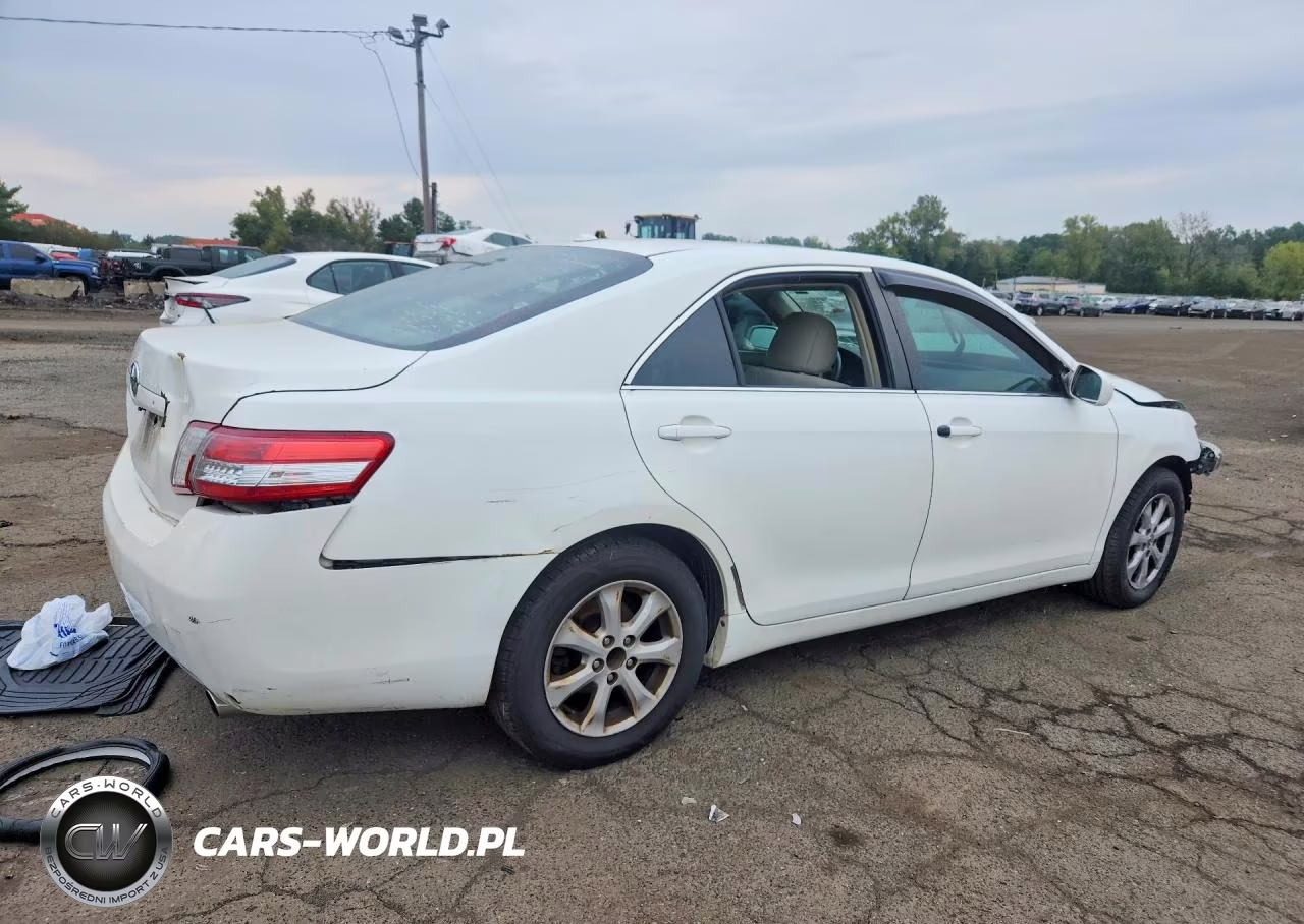 2011 Toyota Camry Le VIN:4T4BF3EK0BR213109 - 3