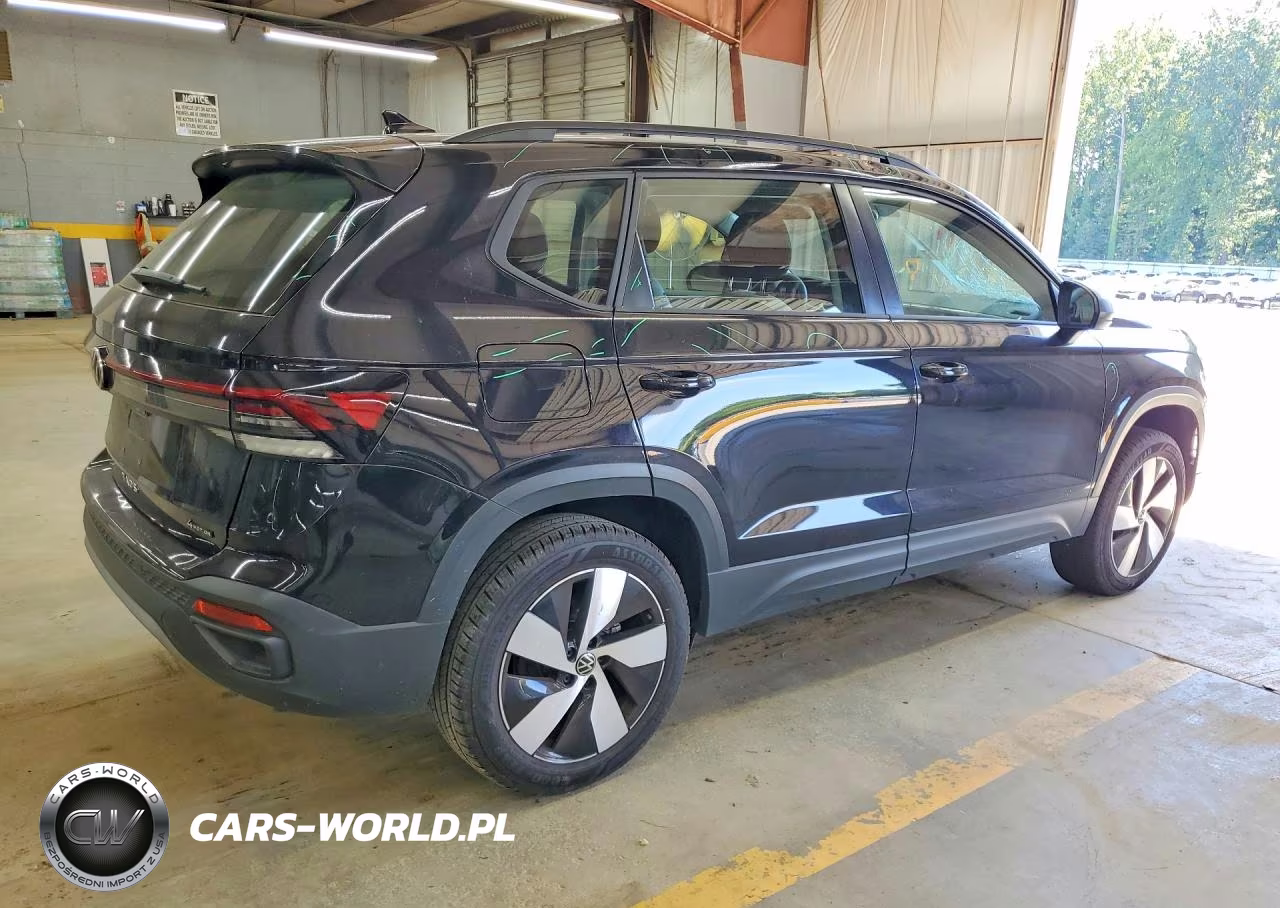 2025 Volkswagen Taos S VIN:3VV8C7B21SM041160 - 3