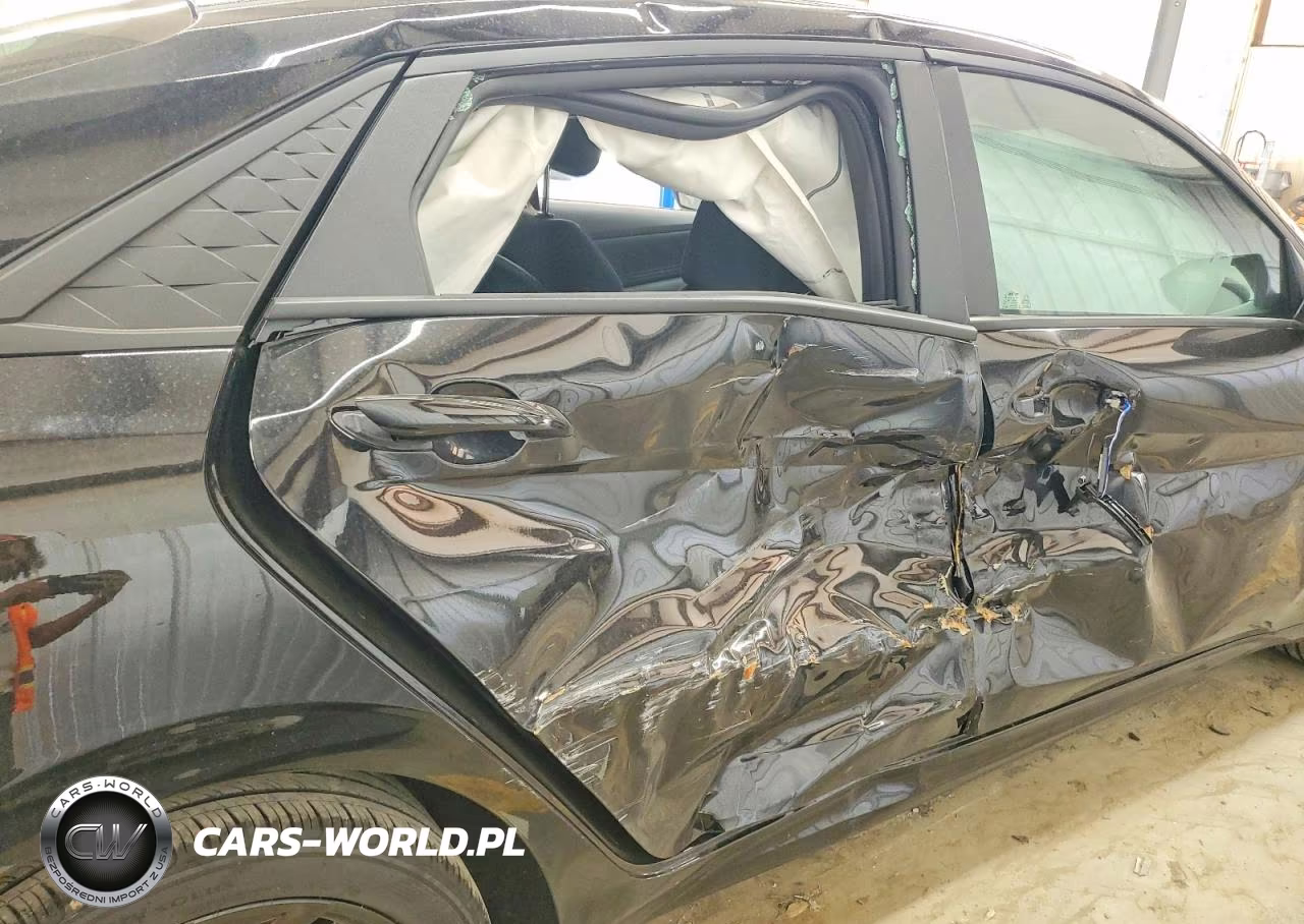 2026 Hyundai Elantra Sel Sport VIN:KMHLM4DG0TU117151 - 10