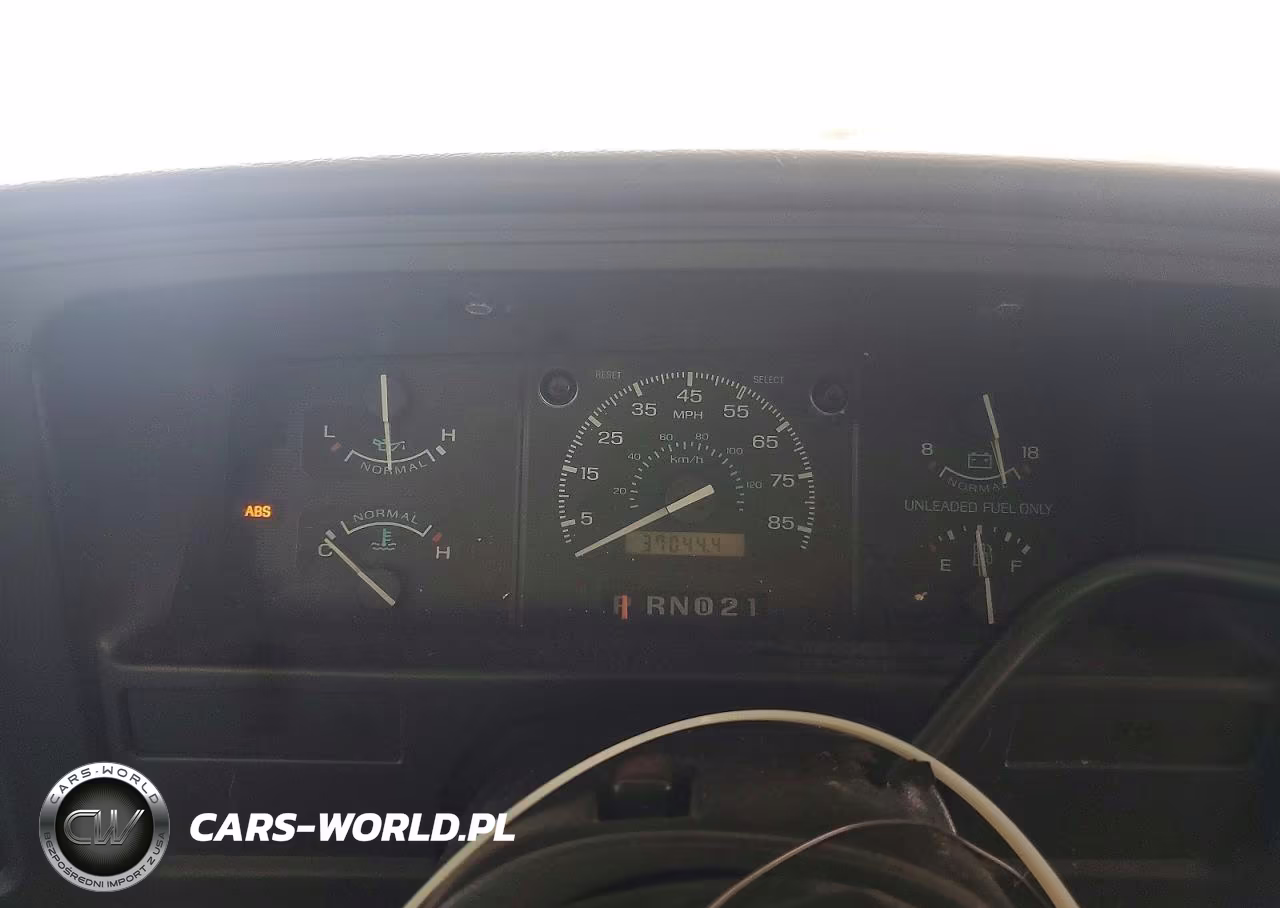 1994 Ford Tioga Rv VIN:1FDKE30G5RHB21464 - 8