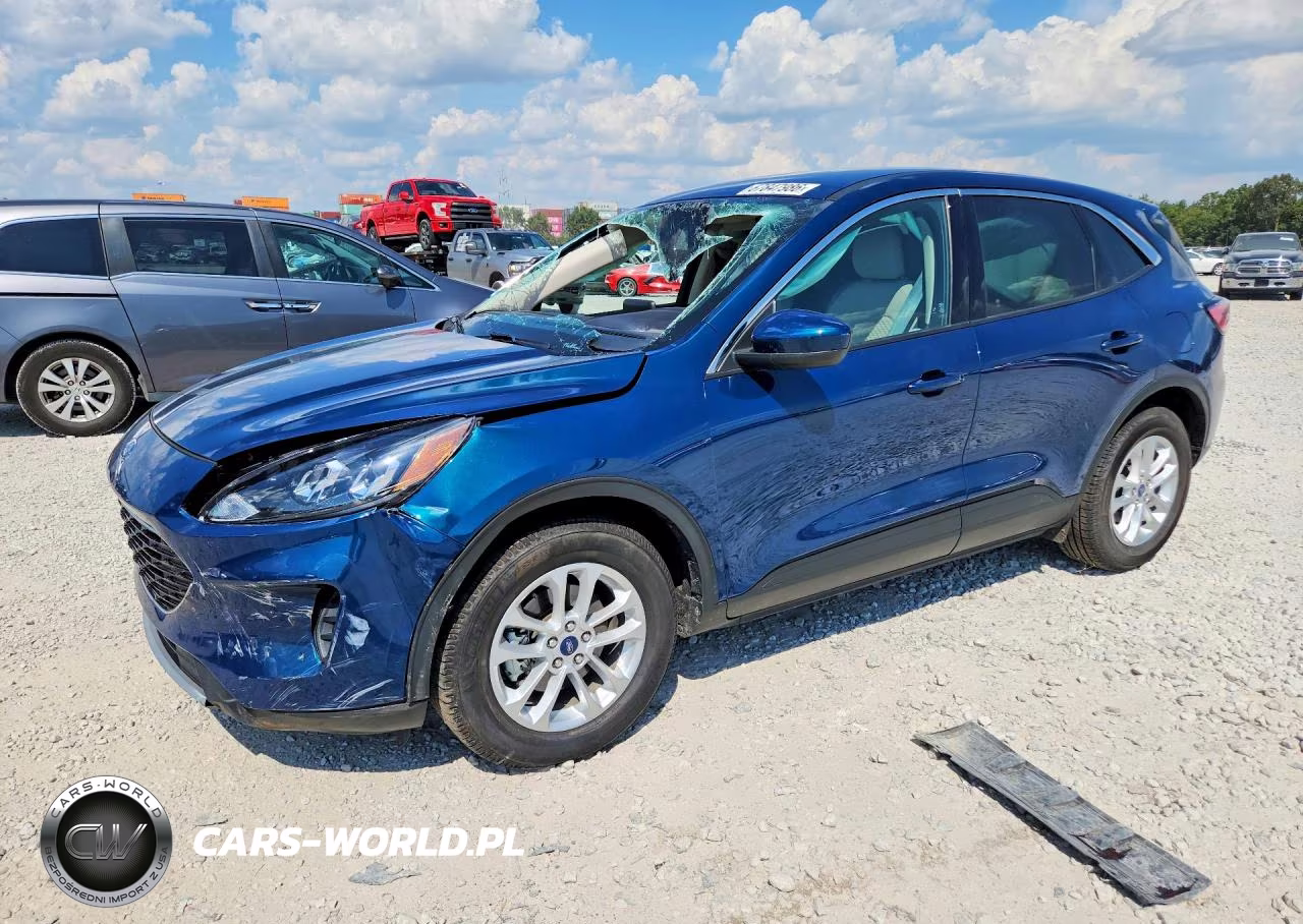 2020 Ford Escape Se