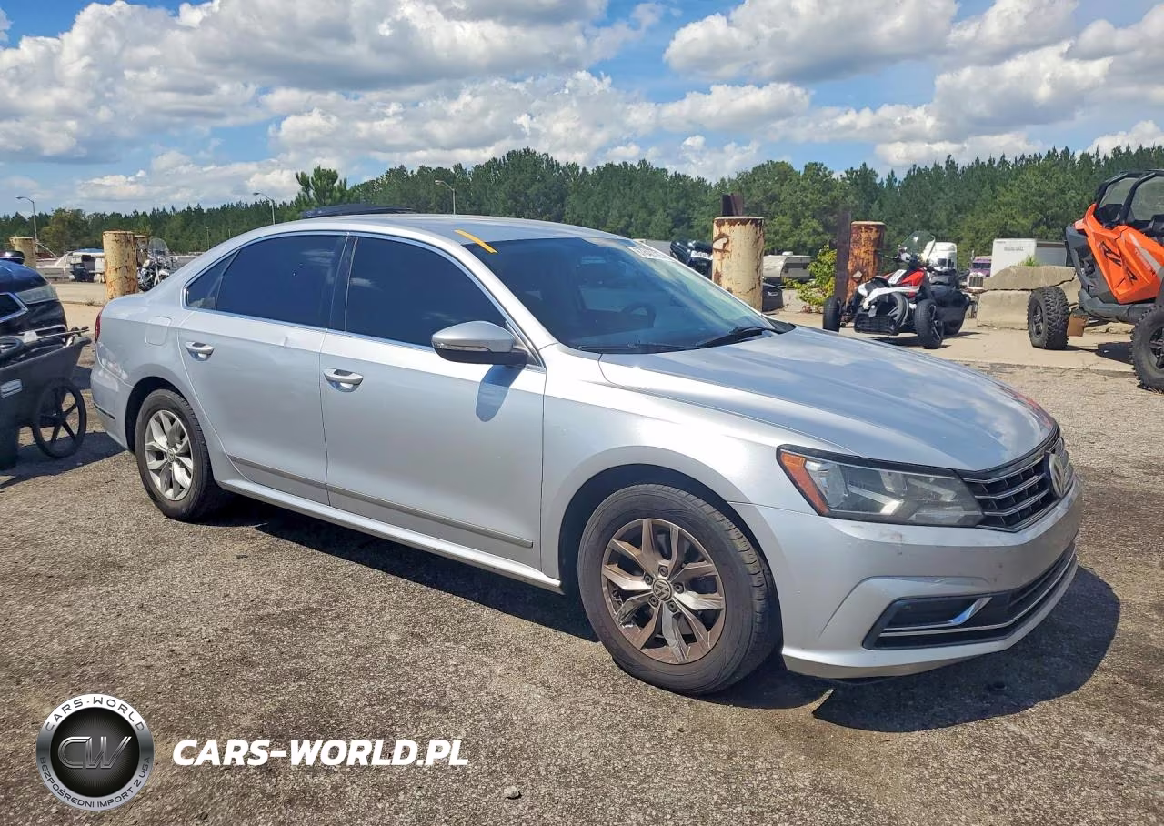 2017 Volkswagen Passat S VIN:1VWAT7A38HC064355 - 4