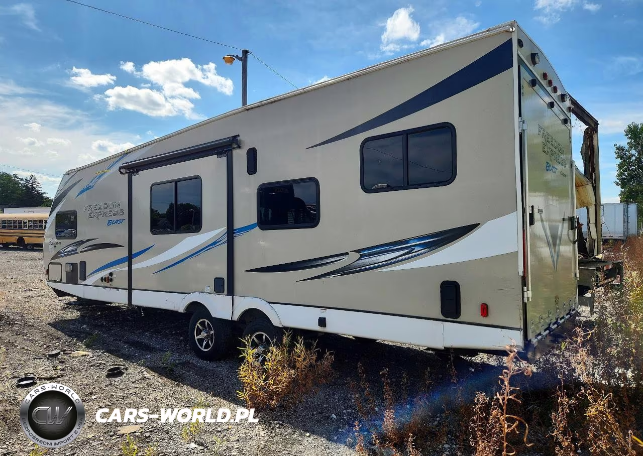 2018 Forest River Freedom Express Camper VIN:5ZT2FEVB1JS031342 - 2