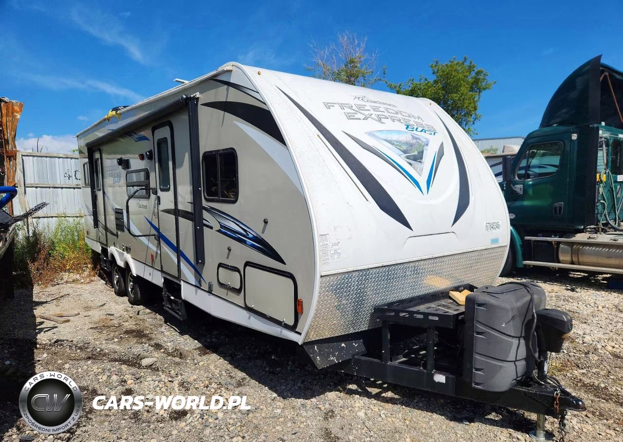 2018 Forest River Freedom Express Camper VIN:5ZT2FEVB1JS031342 - 4