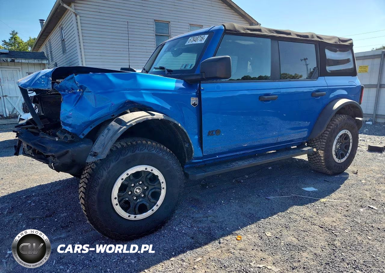 2021 Ford Bronco Base