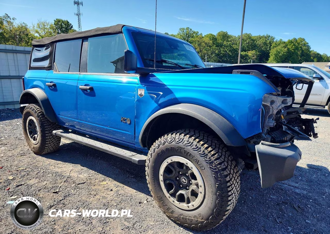 2021 Ford Bronco Base VIN:1FMDE5DH2MLA96827 - 4