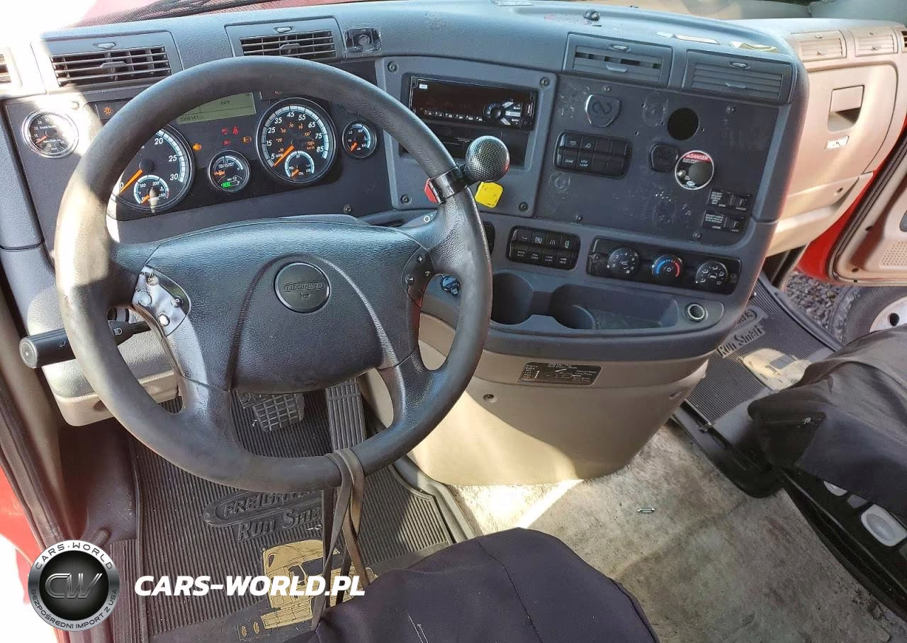 2016 Freightliner Cascadia 125 Semi Truck VIN:3AKJGLDR4GSGT9551 - 8