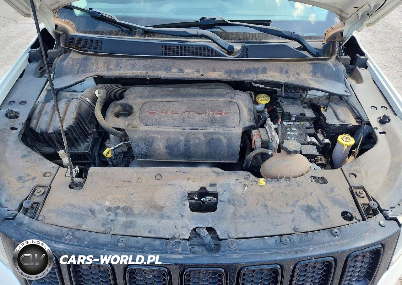 2018 Jeep Compass Latitude VIN:3C4NJCBB1JT300377 - 12
