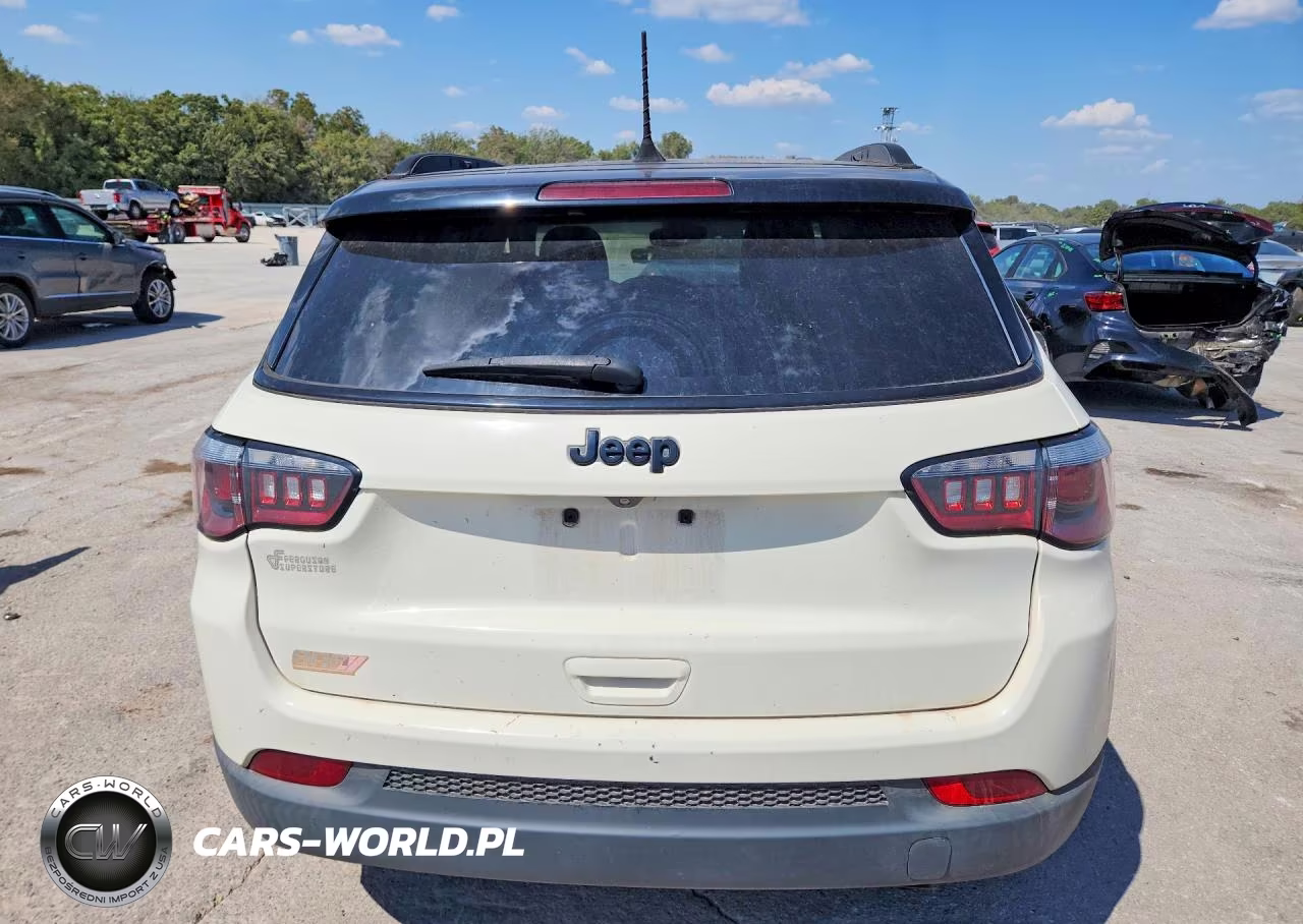 2018 Jeep Compass Latitude VIN:3C4NJCBB1JT300377 - 6