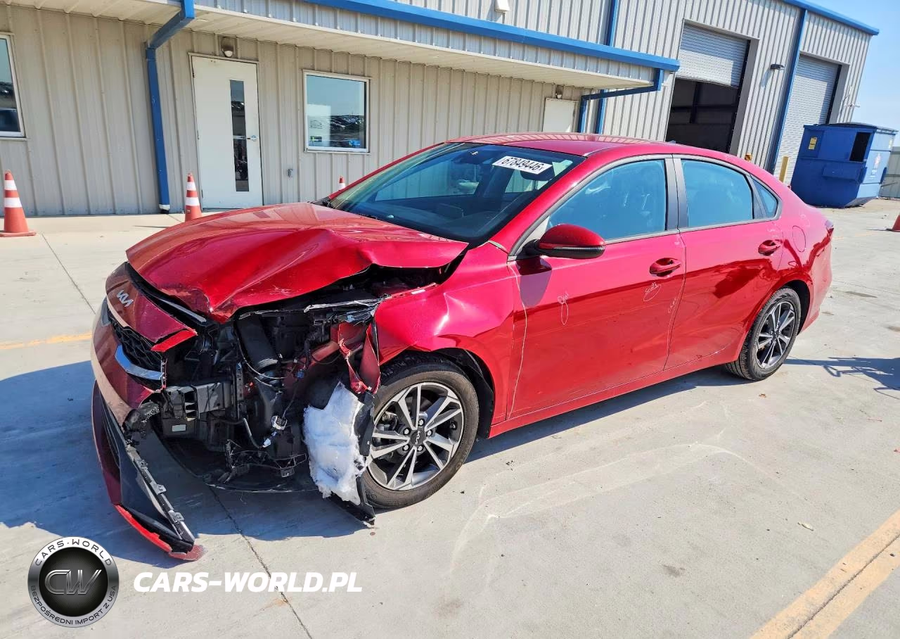 2024 Kia Forte Lxs