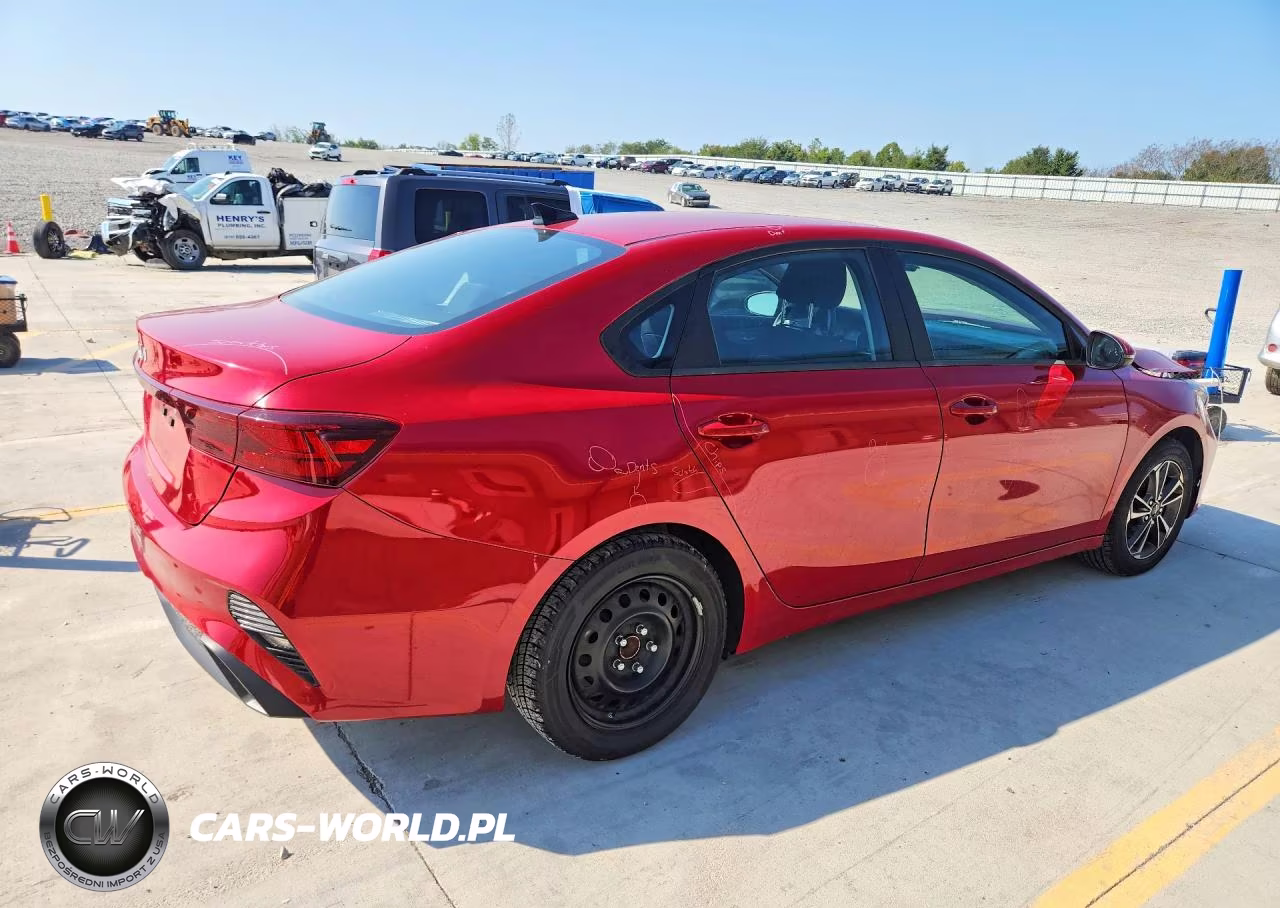 2024 Kia Forte Lxs VIN:3KPF24AD6RE818141 - 3