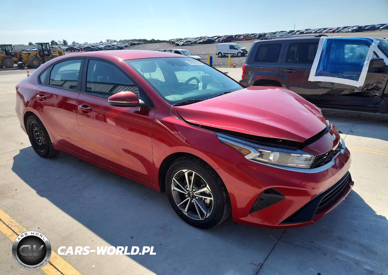 2024 Kia Forte Lxs VIN:3KPF24AD6RE818141 - 4