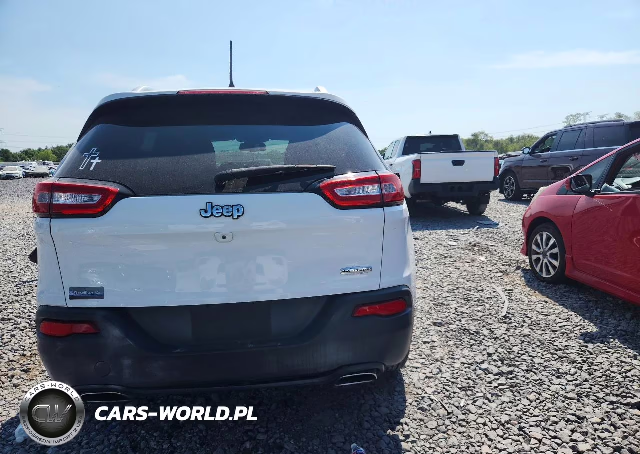 2018 Jeep Cherokee Latitude Plus VIN:1C4PJLLX2JD525089 - 6
