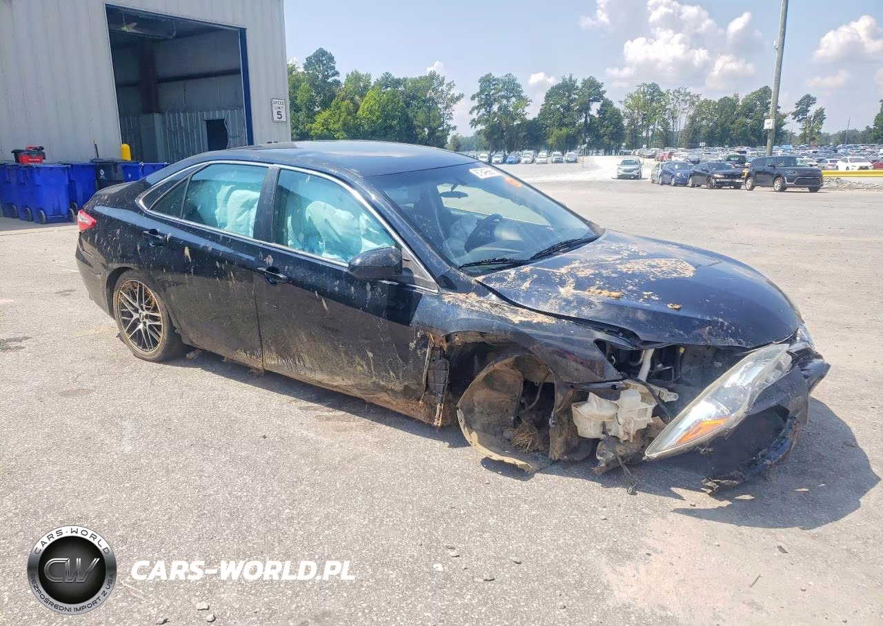 2015 Toyota Camry Xse VIN:4T1BF1FK1FU474963 - 4