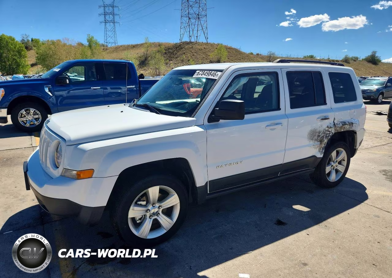 2015 Jeep Patriot Latitude – zdjęcie 1 z 13
