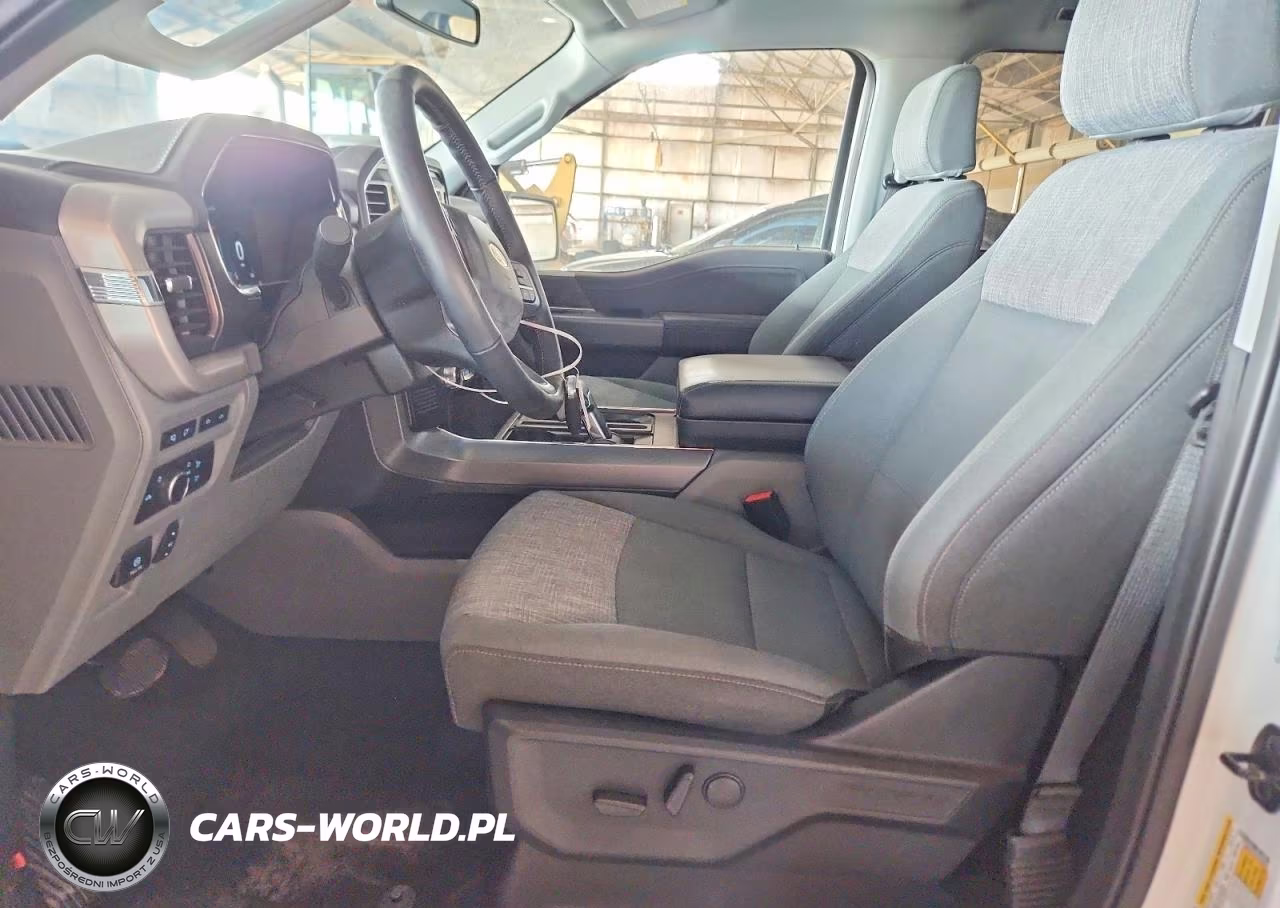 2023 Ford F150 Lightning Pro VIN:1FT6W1EV2PWG56663 - 7