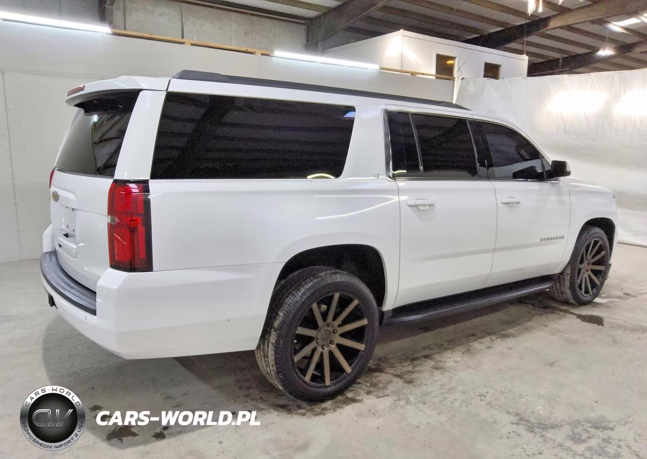 2019 Chevrolet Suburban C1500 Lt VIN:1GNSCHKC2KR329973 - 3