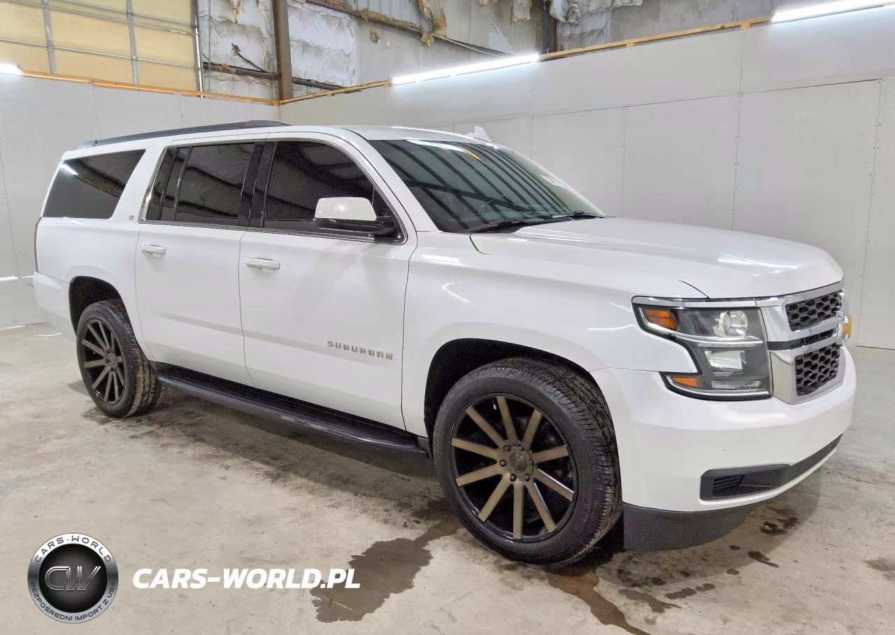 2019 Chevrolet Suburban C1500 Lt VIN:1GNSCHKC2KR329973 - 4