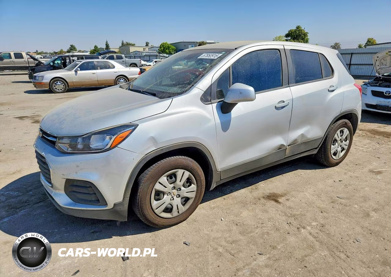 2018 Chevrolet Trax Ls VIN:3GNCJKSB7JL313773 - 1