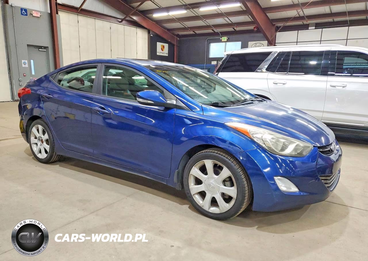 2013 Hyundai Elantra Limited VIN:KMHDH4AE9DU661452 - 4