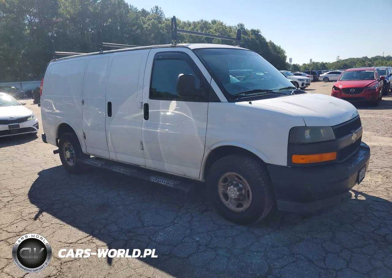 2019 Chevrolet Express G2500 VIN:1GCWGAFP0K1166368 - 4