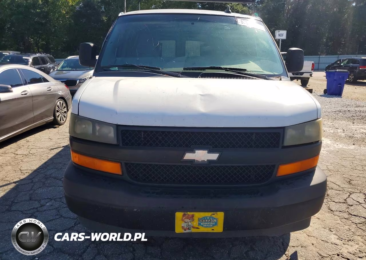 2019 Chevrolet Express G2500 VIN:1GCWGAFP0K1166368 - 5